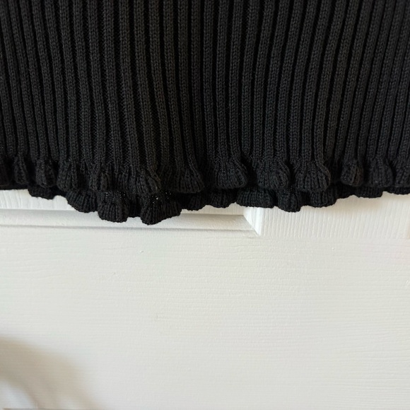Versona Black Cropped Ribbed Top, S, Boat Neck, Cap Sleeves NWOT - Picture 4 of 7
